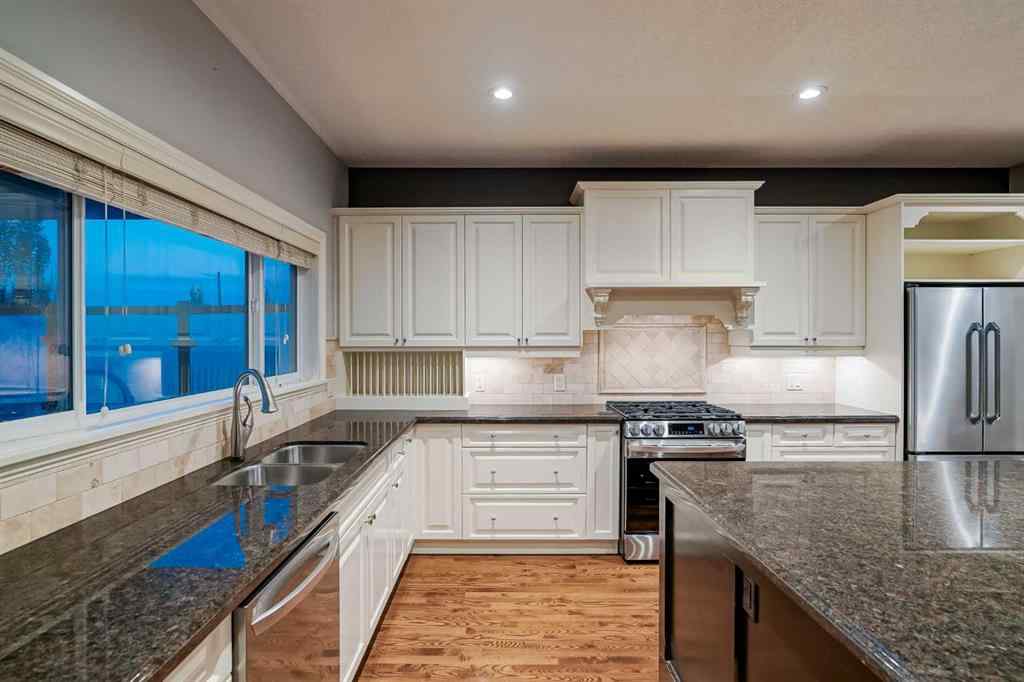 MLS® A2267585 - 231 Railway Close SE in NONE Langdon, Residential