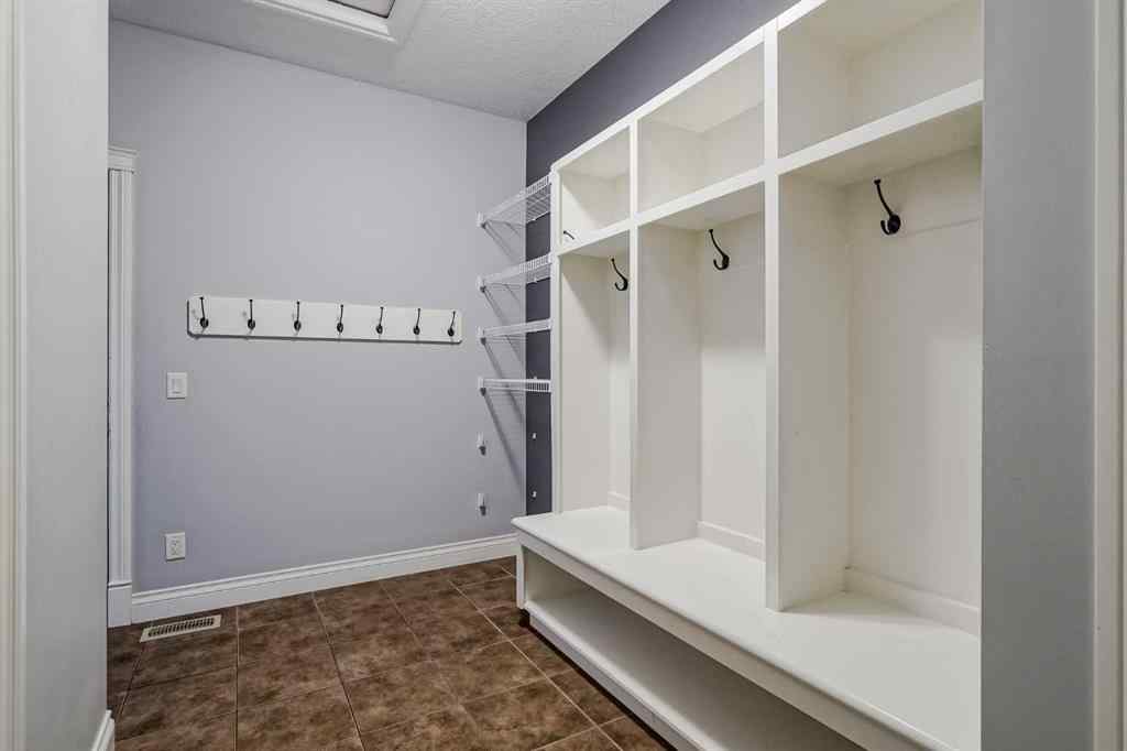 MLS® A2267585 - 231 Railway Close SE in NONE Langdon, Residential