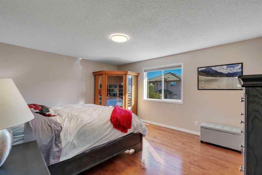 MLS® A2267586 - 10 Arbour Vista Close NW in Arbour Lake Calgary, Residential