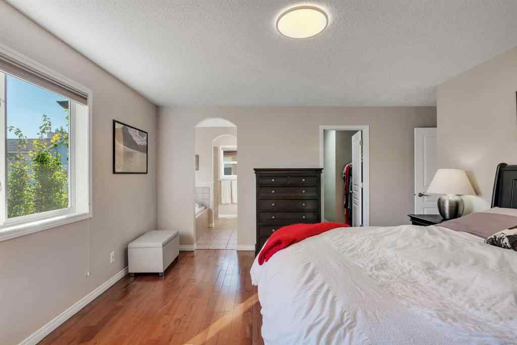 MLS® A2267586 - 10 Arbour Vista Close NW in Arbour Lake Calgary, Residential