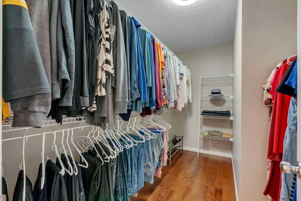 MLS® A2267586 - 10 Arbour Vista Close NW in Arbour Lake Calgary, Residential