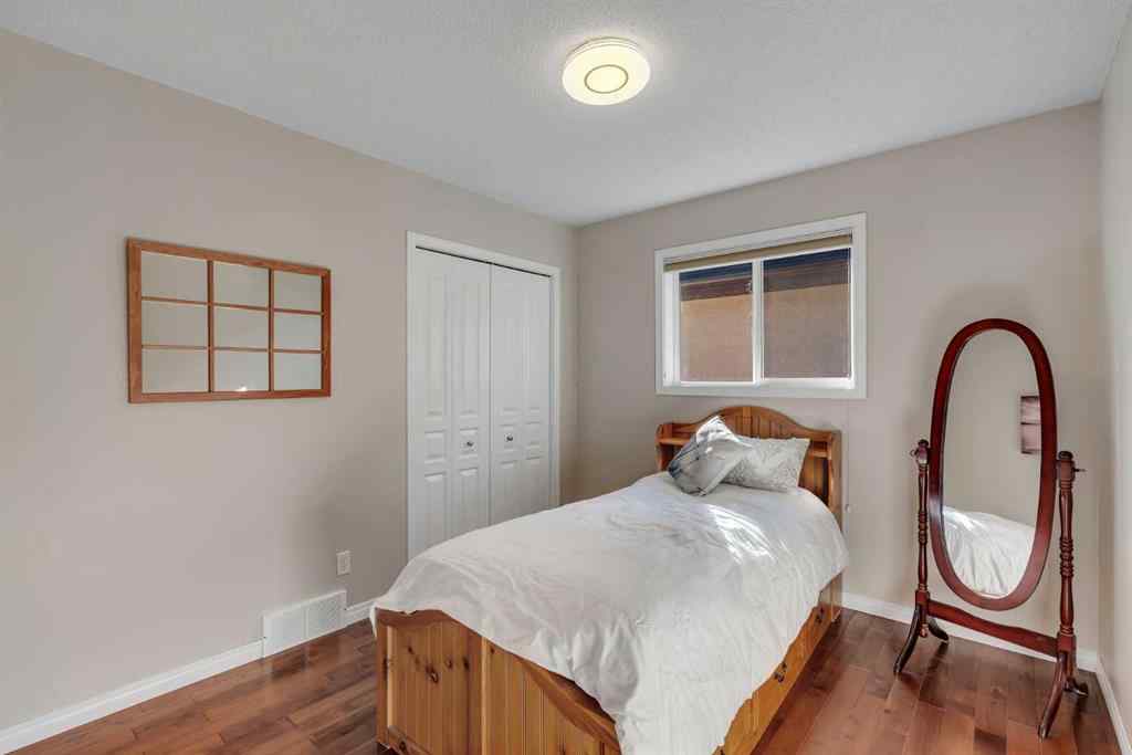 MLS® A2267586 - 10 Arbour Vista Close NW in Arbour Lake Calgary, Residential