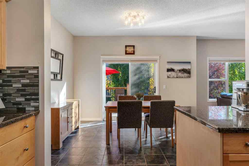 MLS® A2267586 - 10 Arbour Vista Close NW in Arbour Lake Calgary, Residential