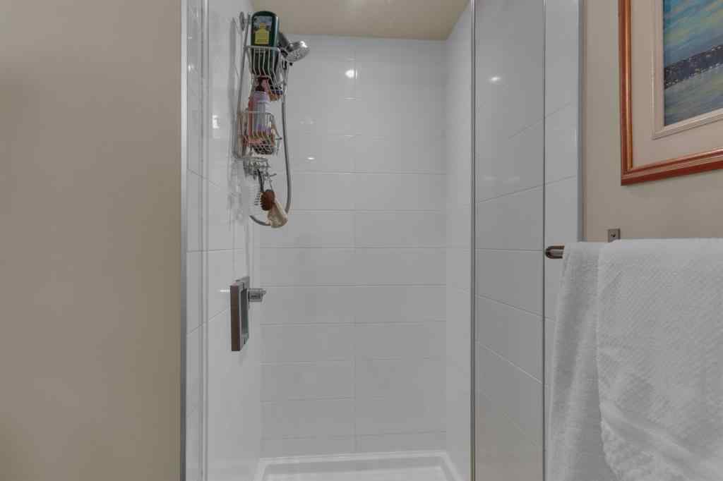 MLS® A2267587 - Unit #118 235 9A Street NW in Sunnyside Calgary, Residential