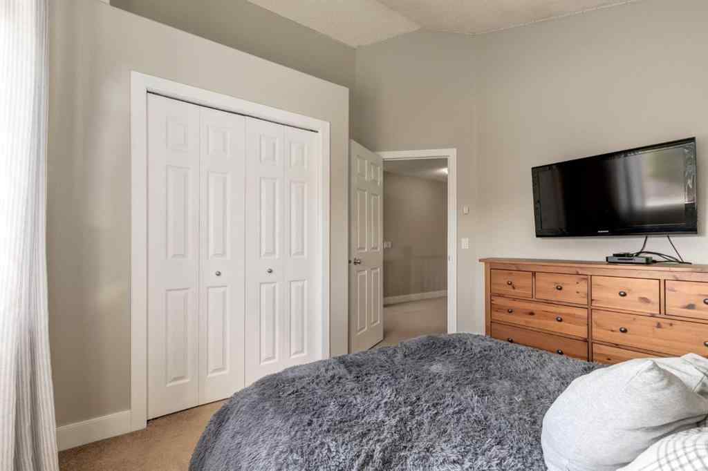 MLS® A2267588 - 32 Evanscove Heights NW in Evanston Calgary, Residential