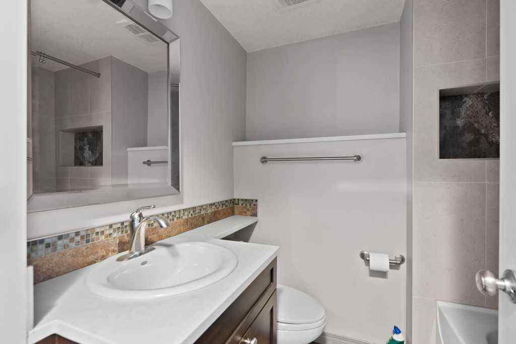 MLS® A2267590 - 127 Lynnview Way SE in Ogden Calgary, Residential