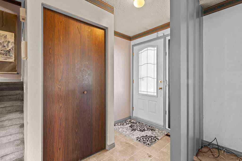 MLS® A2267590 - 127 Lynnview Way SE in Ogden Calgary, Residential