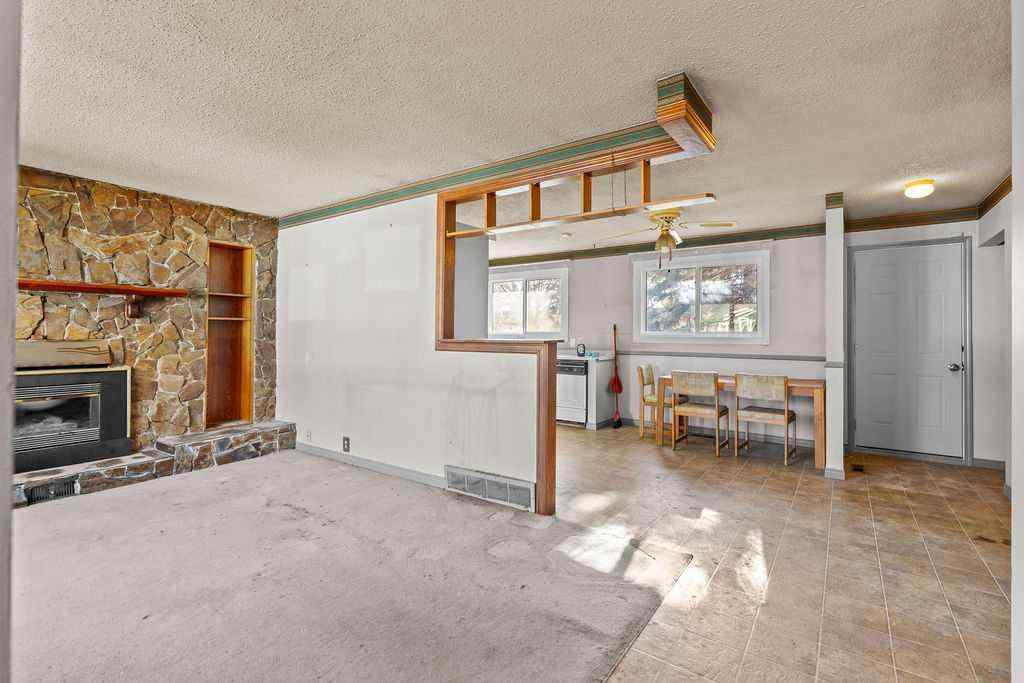 MLS® A2267590 - 127 Lynnview Way SE in Ogden Calgary, Residential