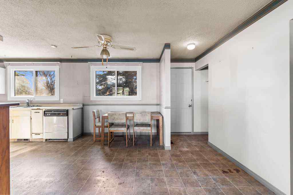 MLS® A2267590 - 127 Lynnview Way SE in Ogden Calgary, Residential