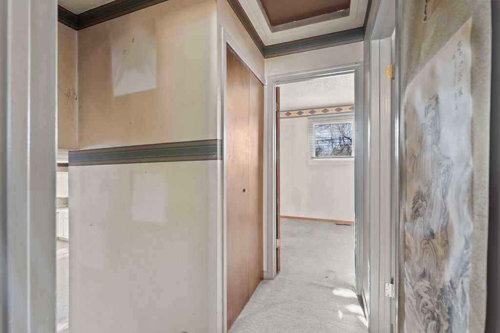 MLS® A2267590 - 127 Lynnview Way SE in Ogden Calgary, Residential