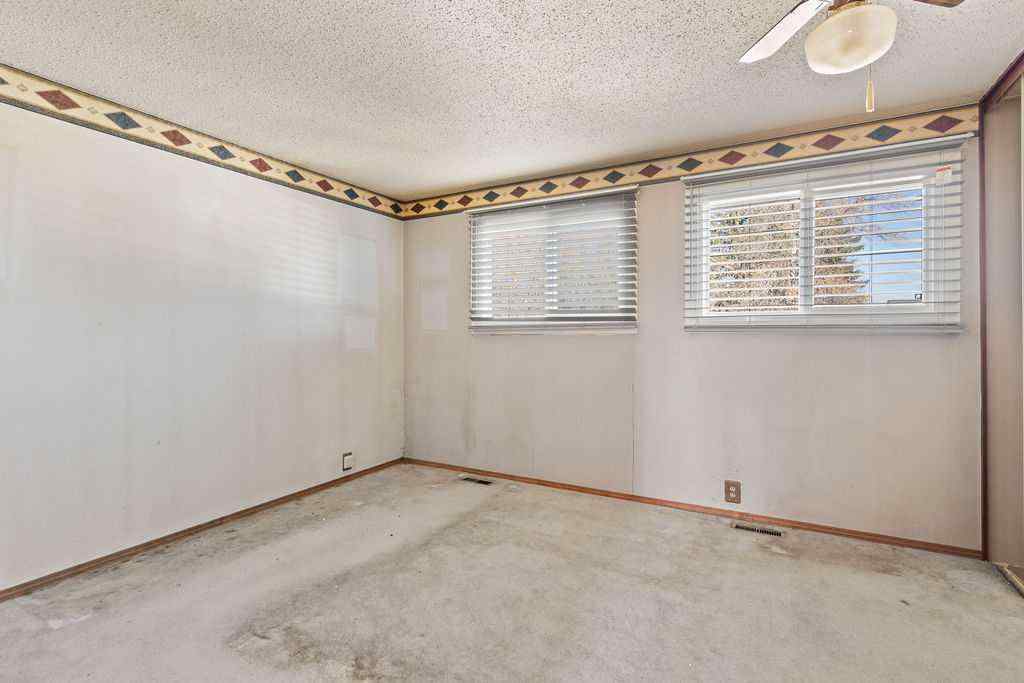 MLS® A2267590 - 127 Lynnview Way SE in Ogden Calgary, Residential