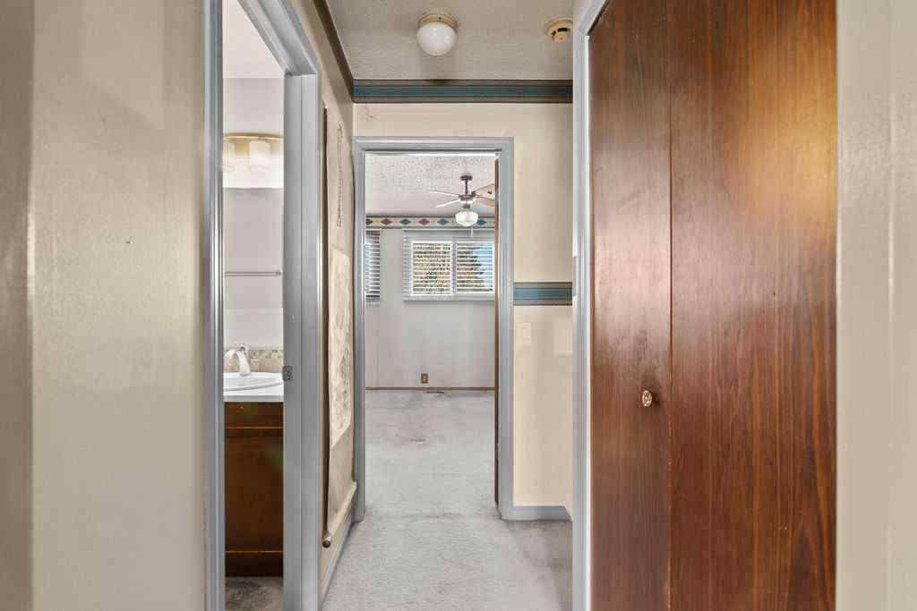 MLS® A2267590 - 127 Lynnview Way SE in Ogden Calgary, Residential