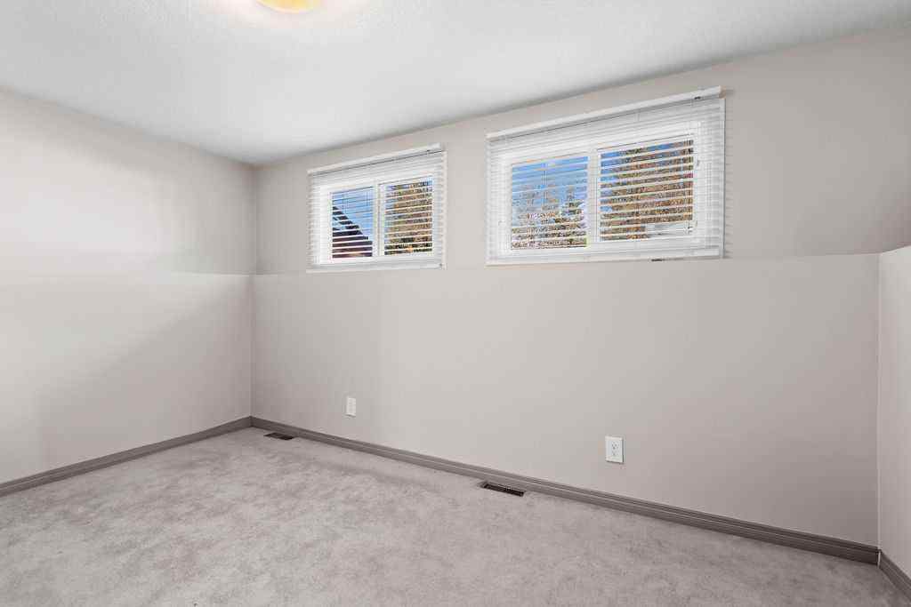 MLS® A2267590 - 127 Lynnview Way SE in Ogden Calgary, Residential