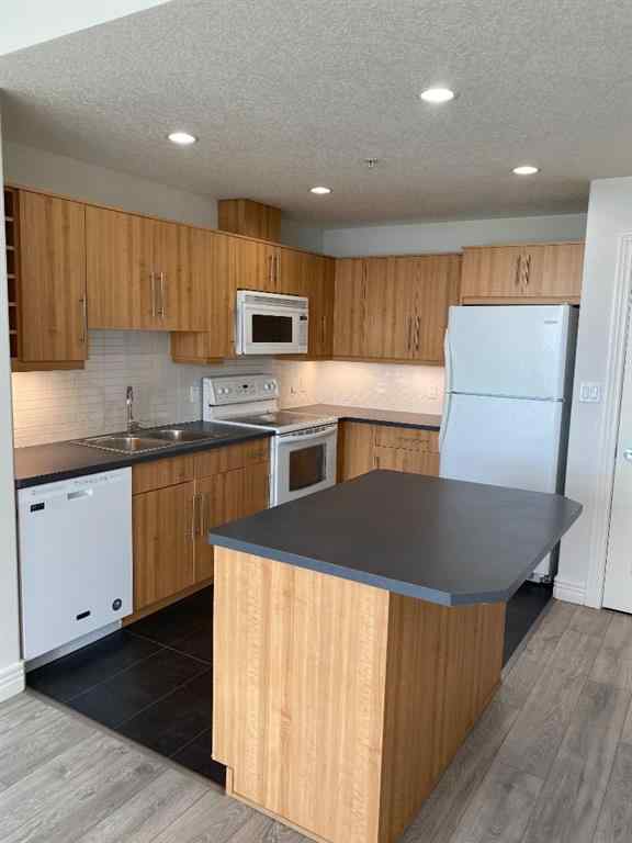 MLS® A2267591 - Unit #1604 55 Spruce Place SW in Spruce Cliff Calgary, Residential