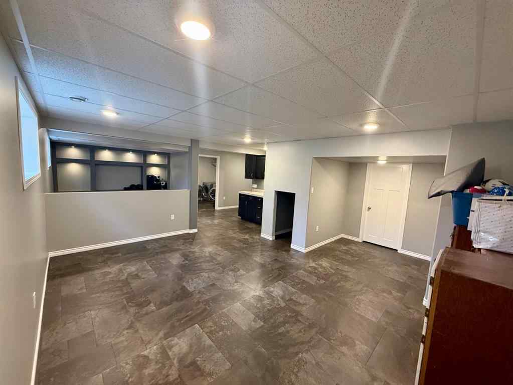 MLS® A2267592 - 9513 108B Street   in NONE La Crete, Residential