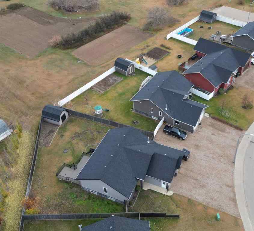 MLS® A2267592 - 9513 108B Street   in NONE La Crete, Residential