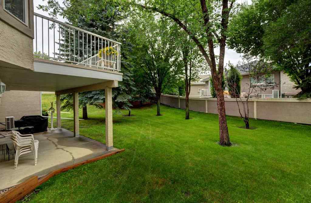 MLS® A2267593 - 62 Mt Mckenzie Villas SE in McKenzie Lake Calgary, Residential