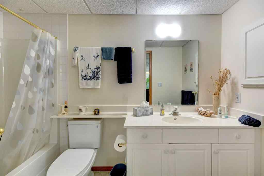 MLS® A2267593 - 62 Mt Mckenzie Villas SE in McKenzie Lake Calgary, Residential