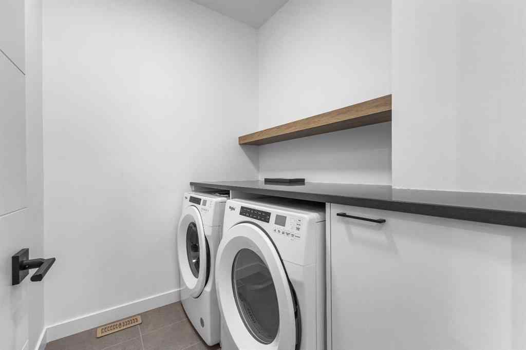 MLS® A2267595 - 2100 17A Street SW in Bankview Calgary, Residential