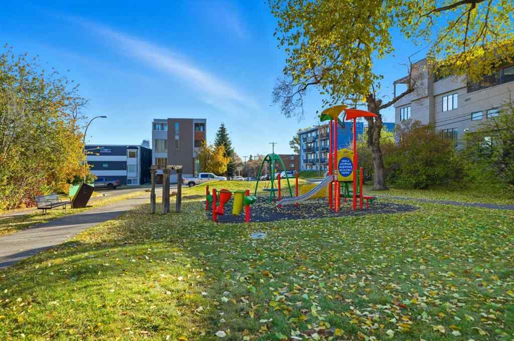 MLS® A2267595 - 2100 17A Street SW in Bankview Calgary, Residential