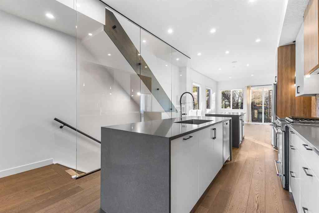 MLS® A2267595 - 2100 17A Street SW in Bankview Calgary, Residential