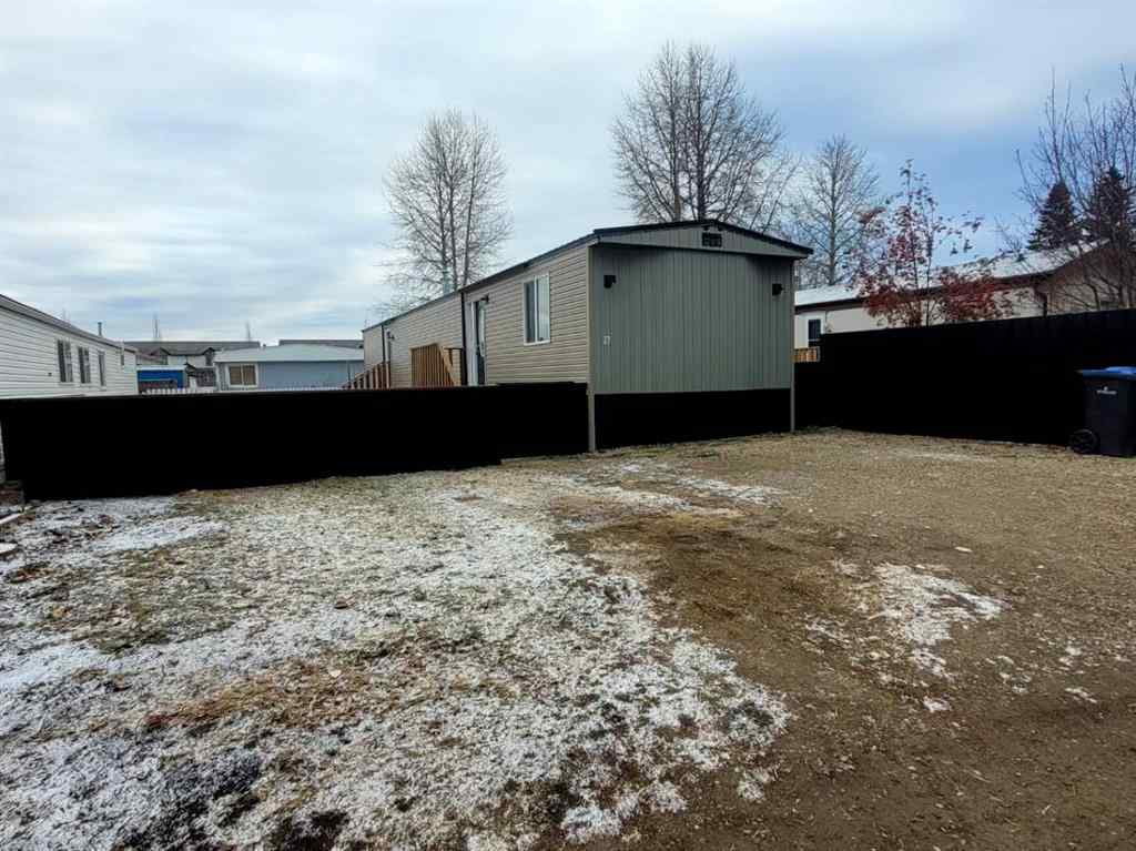 MLS&reg; # A2267597 - Unit #Unit 27 4402 48 Avenue  in NONE Sylvan Lake, Mobile Open Houses