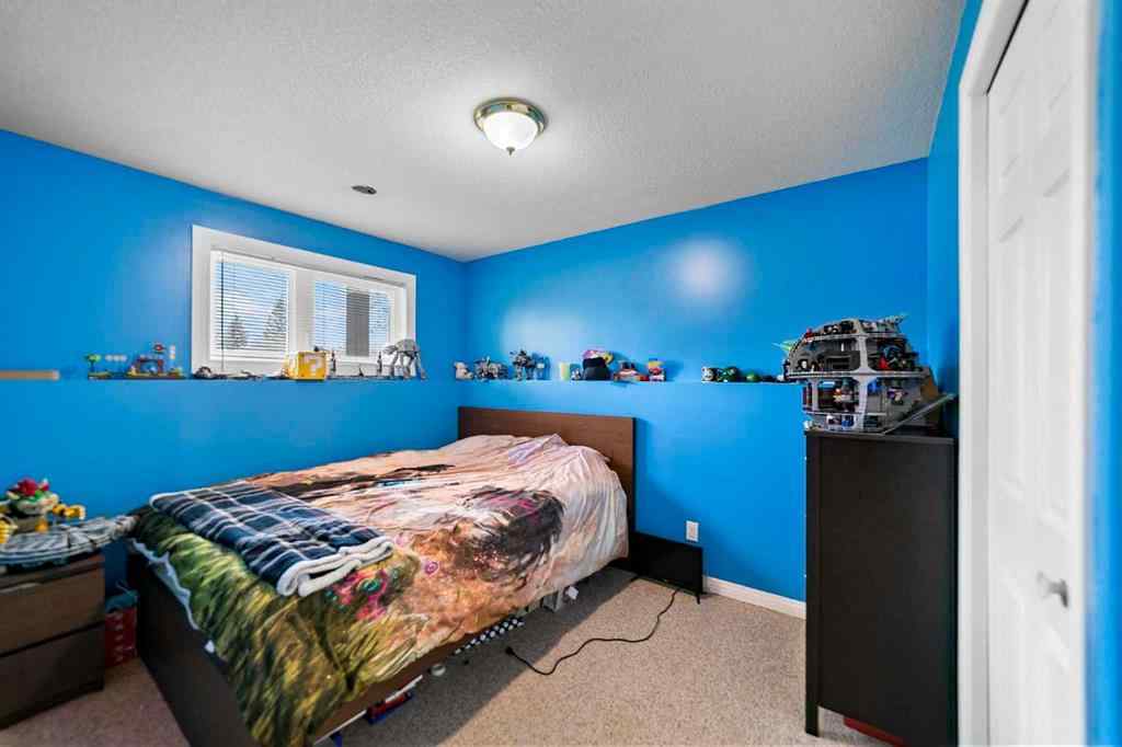 MLS® A2267600 - 5419 53 Street  in Sparling Camrose, Residential