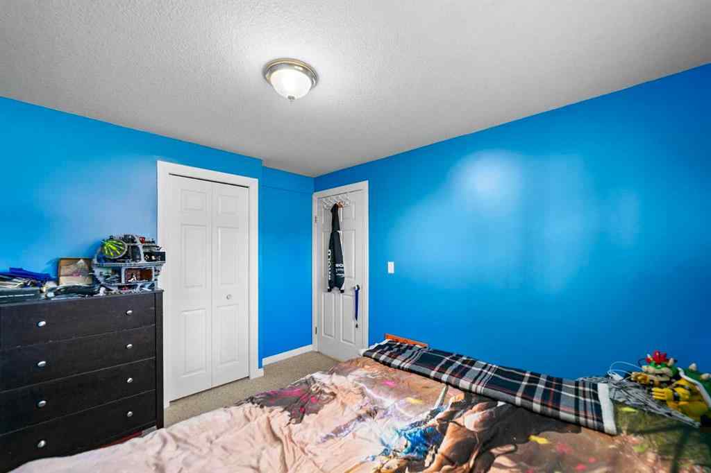 MLS® A2267600 - 5419 53 Street  in Sparling Camrose, Residential