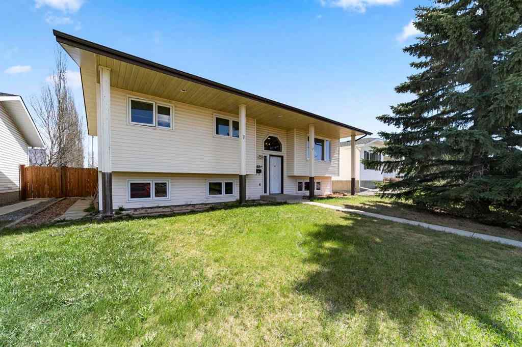 MLS® A2267600 - 5419 53 Street  in Sparling Camrose, Residential