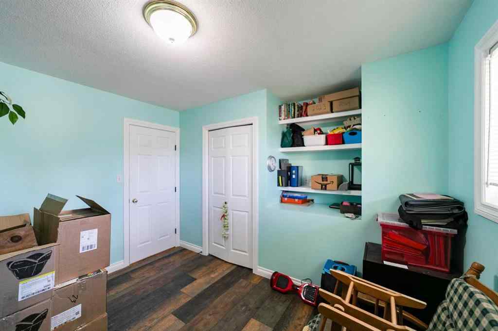 MLS® A2267600 - 5419 53 Street  in Sparling Camrose, Residential