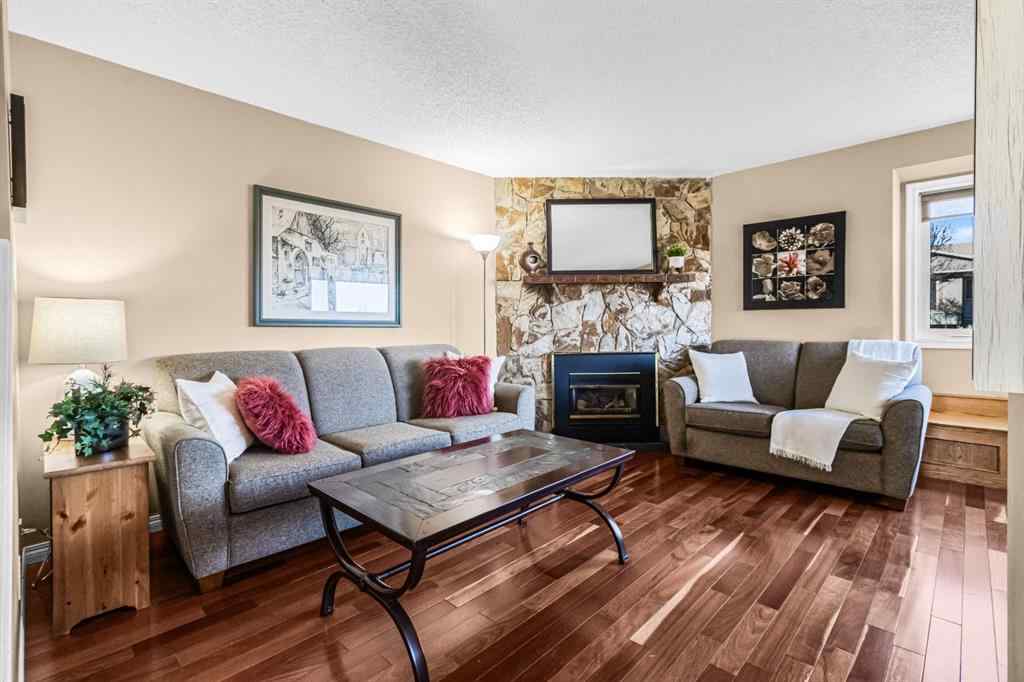 MLS® A2267602 - 44 Bedfield Close NE in Beddington Heights Calgary, Residential