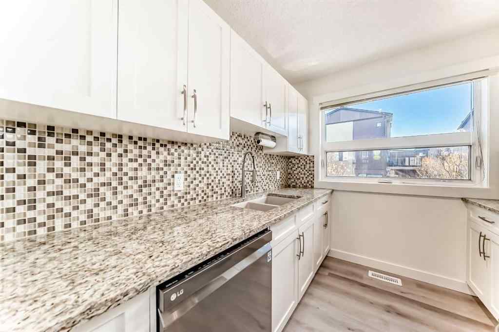 MLS® A2267603 - 418 Covecreek Circle NE in Coventry Hills Calgary, Residential