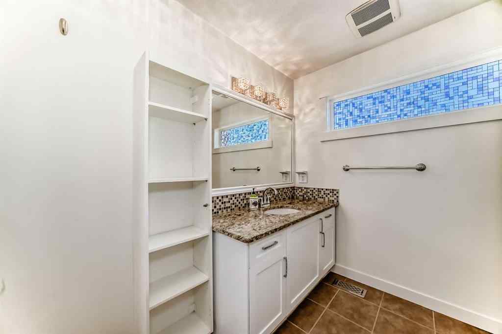 MLS® A2267603 - 418 Covecreek Circle NE in Coventry Hills Calgary, Residential