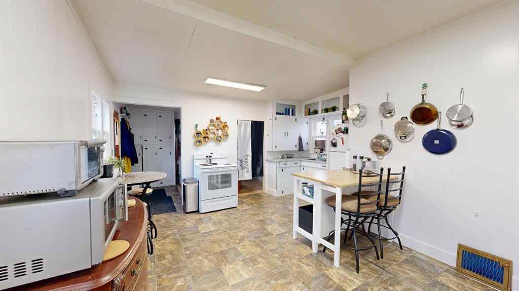 MLS® A2267606 - 2111 26 Avenue  in NONE Nanton, Residential