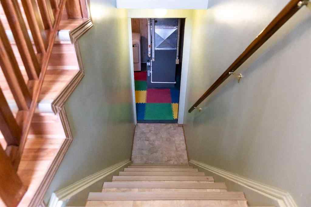 MLS® A2267608 - 21 Watson Street  in West Park Red Deer, Residential