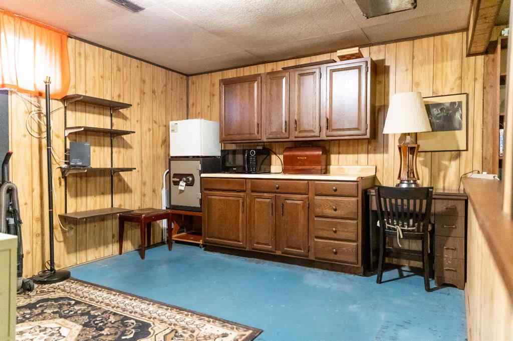 MLS® A2267608 - 21 Watson Street  in West Park Red Deer, Residential