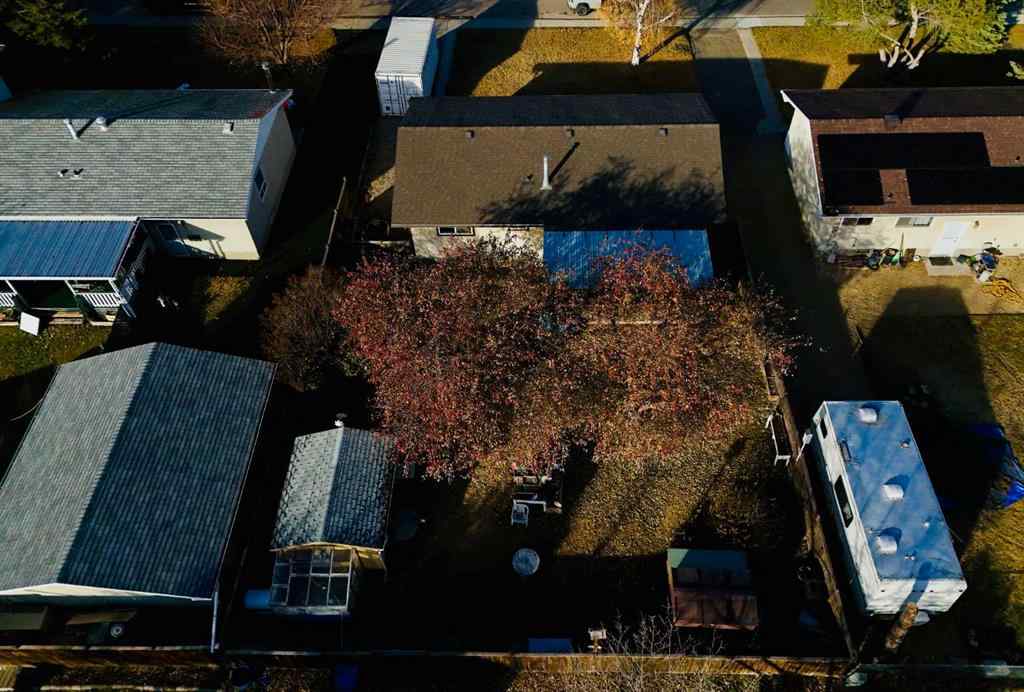 MLS® A2267608 - 21 Watson Street  in West Park Red Deer, Residential