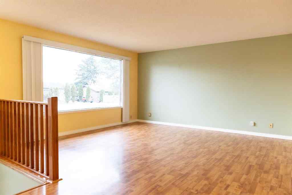 MLS® A2267608 - 21 Watson Street  in West Park Red Deer, Residential