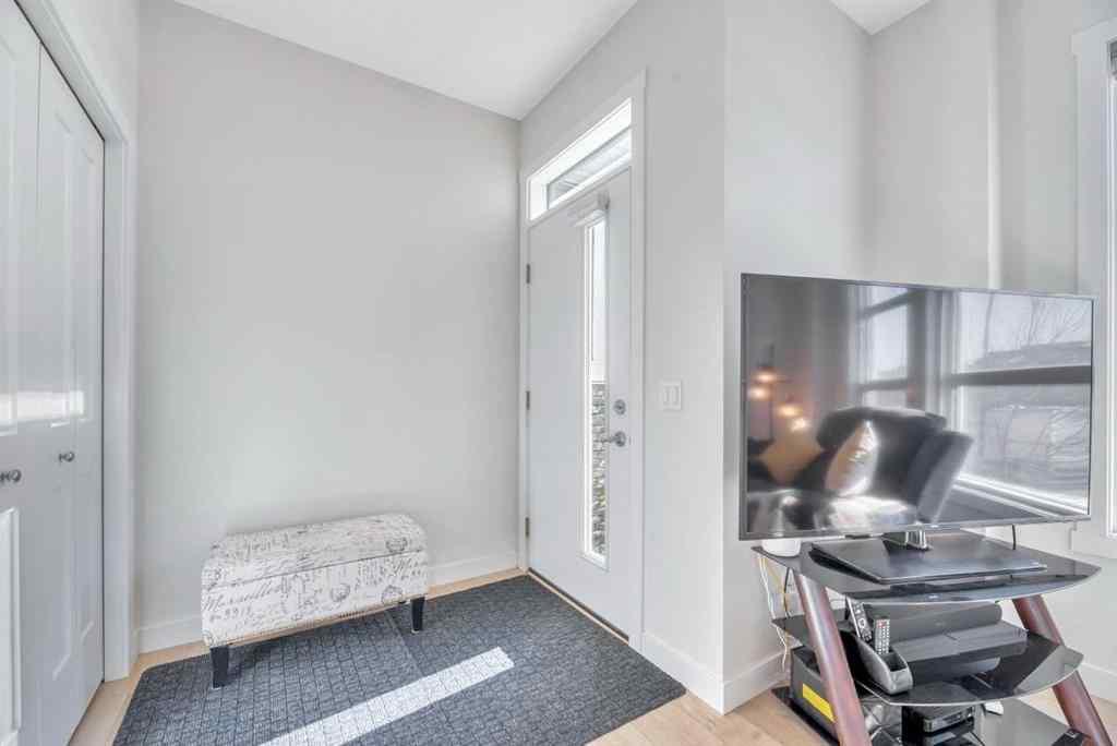 MLS® A2267610 - 196 Wolf Hollow Park SE in Wolf Willow Calgary, Residential