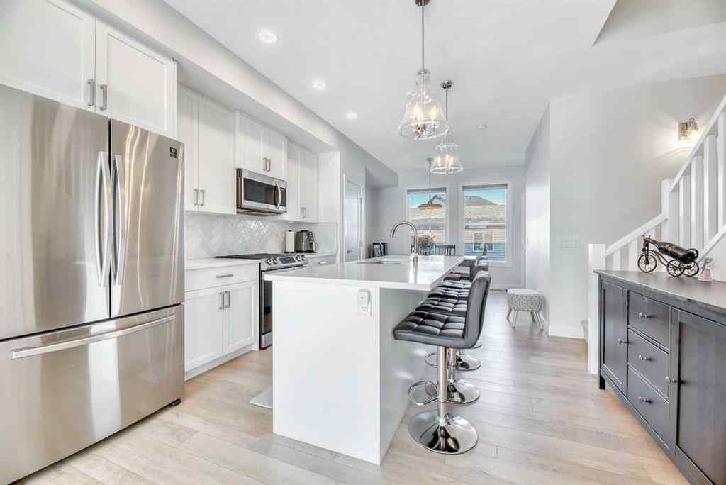 MLS® A2267610 - 196 Wolf Hollow Park SE in Wolf Willow Calgary, Residential