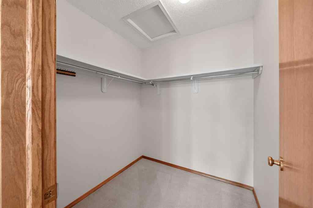 MLS® A2267612 - 634 Sheep River Mews  in Sheep River Ridge Okotoks, Residential