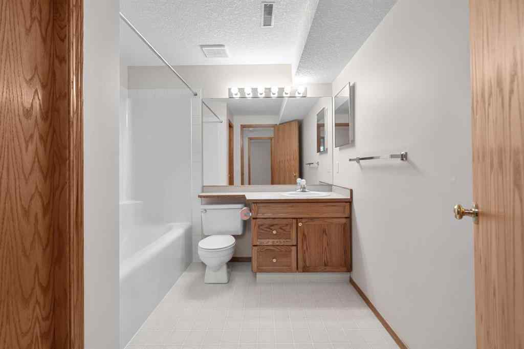 MLS® A2267612 - 634 Sheep River Mews  in Sheep River Ridge Okotoks, Residential