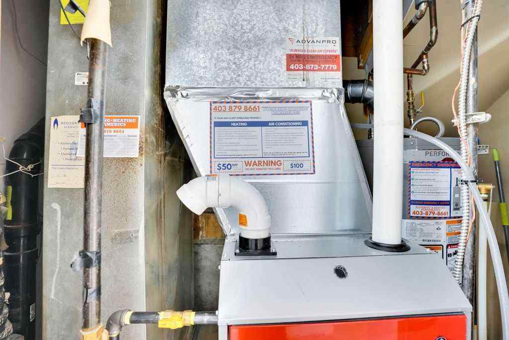 MLS® A2267615 - 56 Castleglen Crescent NE in Castleridge Calgary, Residential