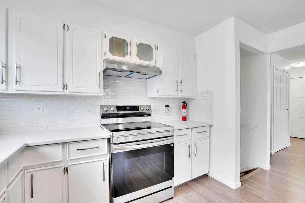 MLS® A2267615 - 56 Castleglen Crescent NE in Castleridge Calgary, Residential