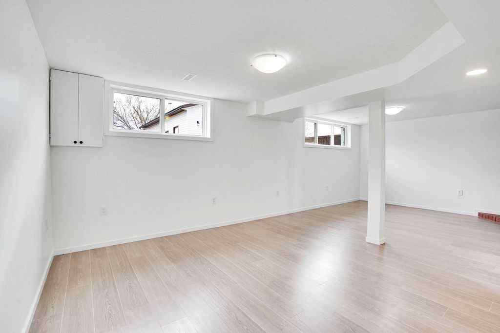 MLS® A2267615 - 56 Castleglen Crescent NE in Castleridge Calgary, Residential