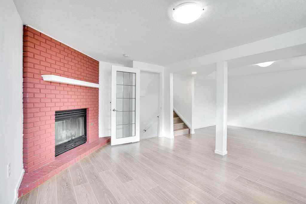 MLS® A2267615 - 56 Castleglen Crescent NE in Castleridge Calgary, Residential