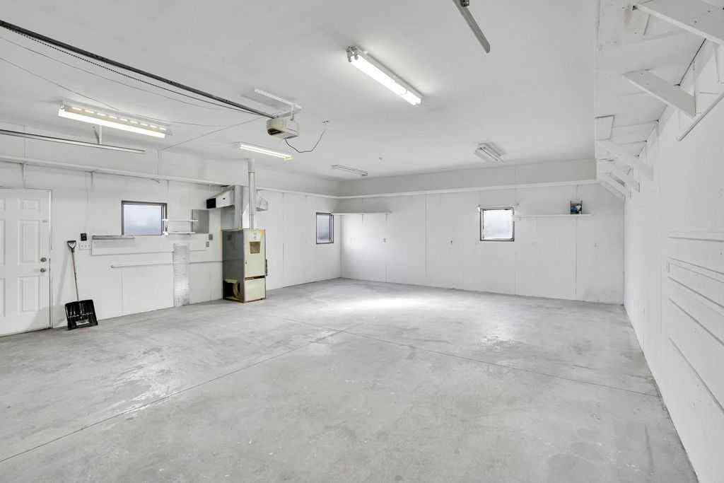 MLS® A2267615 - 56 Castleglen Crescent NE in Castleridge Calgary, Residential