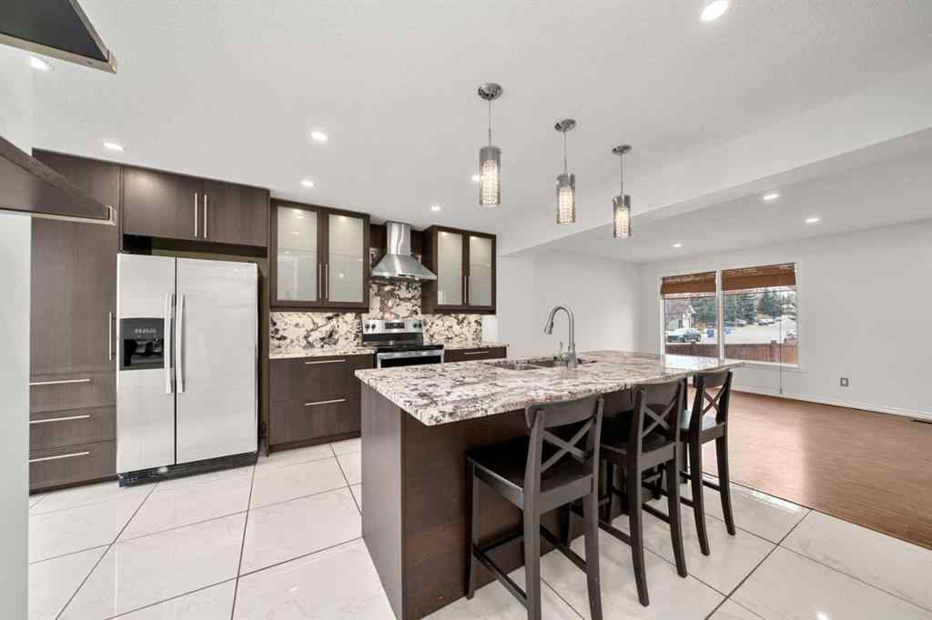 MLS® A2267618 - 150 Shawmeadows Road SW in Shawnessy Calgary, Residential