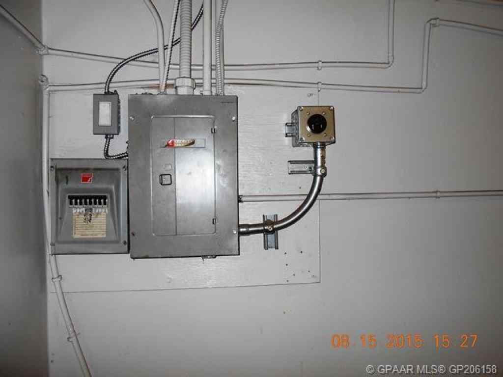 MLS® A2267621 - Unit #102 11037 92 Avenue  in Richmond Industrial Park Grande Prairie, Commercial