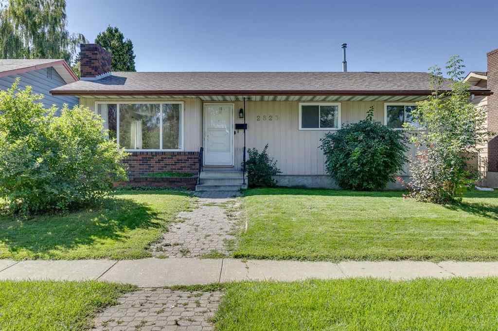 MLS® A2267622 - 2823 Dover Ridge Drive SE in Dover Calgary, Residential